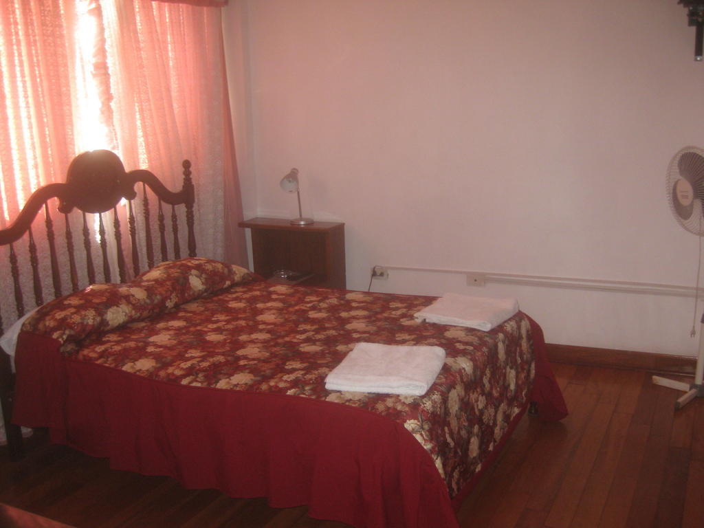 Hostal Camiluz Nazca Zimmer foto