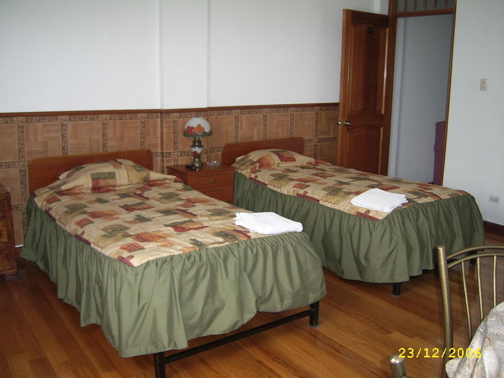 Hostal Camiluz Nazca Zimmer foto